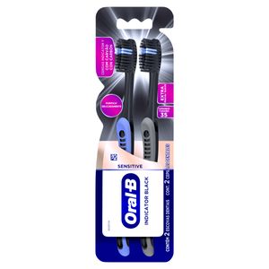 Escova Dental Oral-B Pro-Saúde Extramacia Sensitive Indicator Black c/2Unid