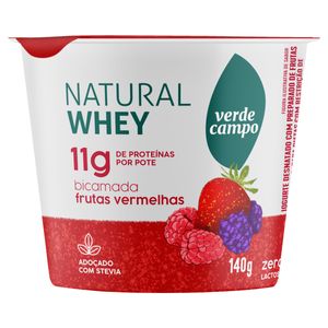 Iogurte Desnatado Verde Campo Natural Whey Zero Lactose Bicamadas Frutas Vermelhas Pote 140g