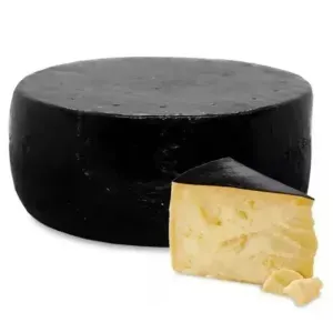 Queijo Parmesão Capa Preta Inteiro